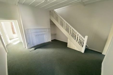 Photo of property in 100 Elizabeth Street, Mount Victoria, Wellington, 6011