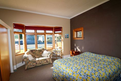 Photo of property in 46 Swinburn Street, Dannevirke, 4930