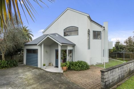 Photo of property in 36 Lloyd Street, Parkvale, Tauranga, 3112