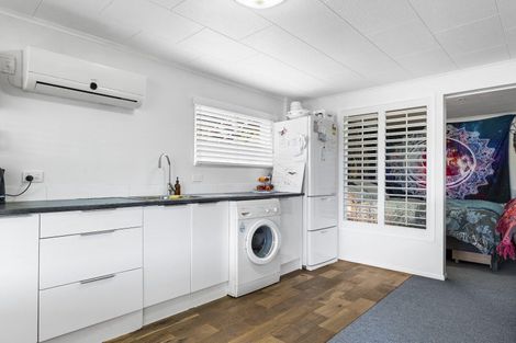 Photo of property in 28 Sunny Bay Road, Matua, Tauranga, 3110