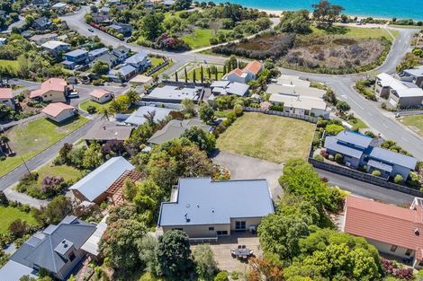 Photo of property in 10 Torlesse Drive, Kaiteriteri, Motueka, 7197