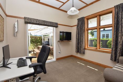 Photo of property in 12 Garrison Street, Carterton, 5713