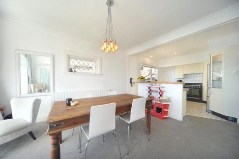 Photo of property in 80 Maida Vale Road, Roseneath, Wellington, 6011