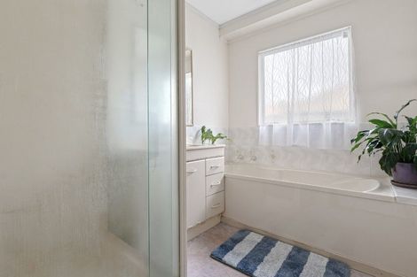 Photo of property in 114 Carlton Street, Bellevue, Tauranga, 3110