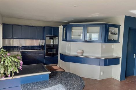 Photo of property in 114 Mccormacks Bay Road, Mount Pleasant, Christchurch, 8081