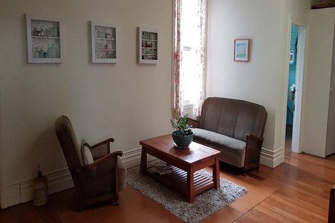 Photo of property in 19 Bedford Street, Patea, 4520