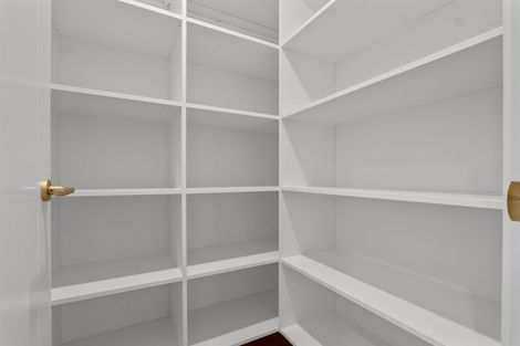 Photo of property in 9/2 Wilton Street, Westown, New Plymouth, 4310