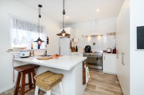 Photo of property in 5a Camden Street, Feilding, 4702