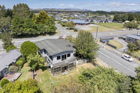Photo of property in 233 Milford Road, Te Anau, 9600