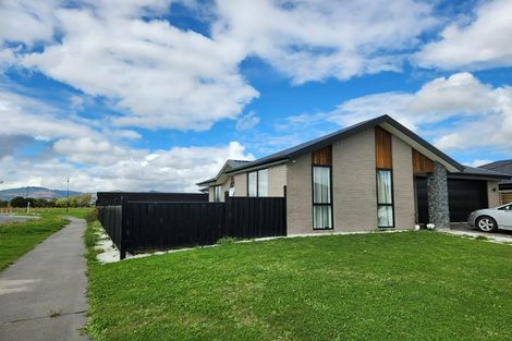 Photo of property in 1 Bryden Place, Halswell, Christchurch, 8025