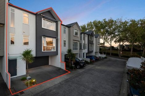 Photo of property in 15 Sunview Street, Silverdale, 0932