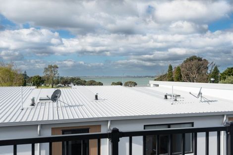 Photo of property in 19 Memorial Way, Tauranga, 3110