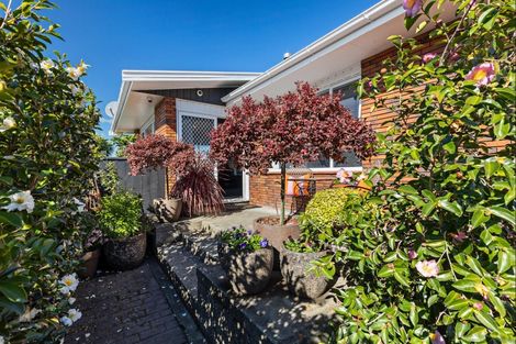 Photo of property in 16 Lockhart Avenue, Milson, Palmerston North, 4414