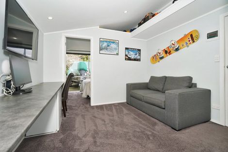 Photo of property in 6 Norma Place, Riverlea, Hamilton, 3216