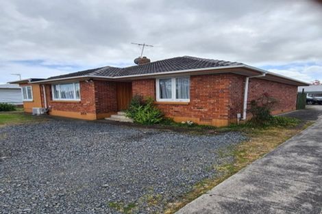 Photo of property in 128a Great South Road, Takanini, 2112