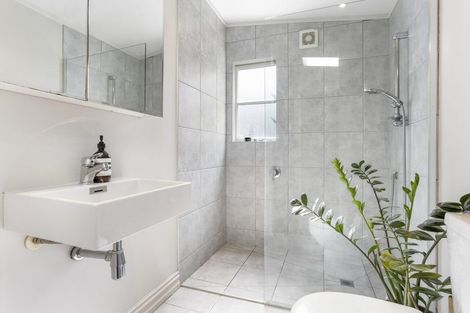 Photo of property in 5 Murdoch Road, Grey Lynn, Auckland, 1021