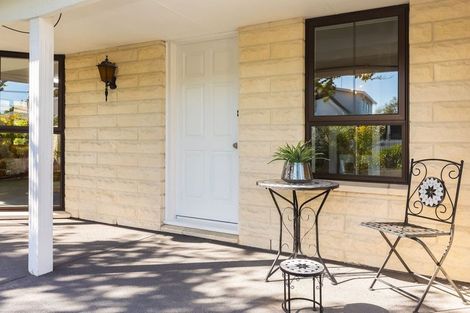 Photo of property in 4 Rowanwood Close, Halswell, Christchurch, 8025