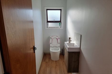 Photo of property in 1435 Whangaparaoa Road, Army Bay, Whangaparaoa, 0930