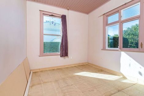 Photo of property in 91 Oxford Street, South Dunedin, Dunedin, 9012