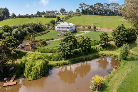 Photo of property in 333 Bald Hill Road, Waiuku, 2681