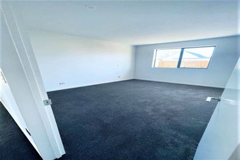 Photo of property in 27 Horoeka Street, Russley, Christchurch, 8042