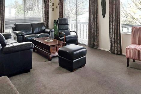 Photo of property in 17 Fuller Grove, Woburn, Lower Hutt, 5010