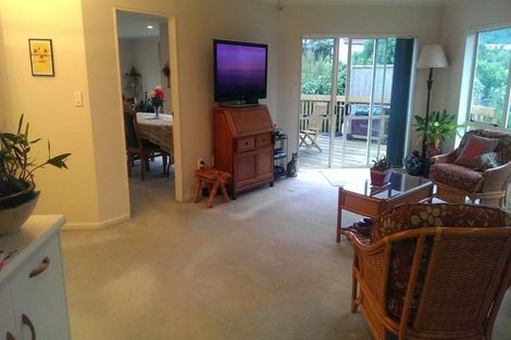 Photo of property in 9 Mariners Way, Whitby, Porirua, 5024