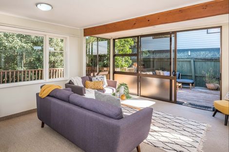 Photo of property in 48 Dale Road, Raumati South, Paraparaumu, 5032