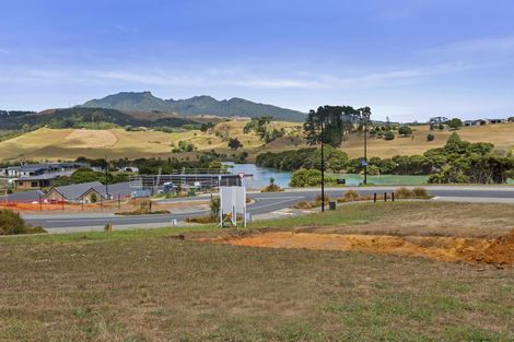 Photo of property in 4 Kanuka Street, Raglan, 3225