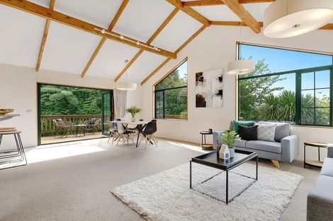 Photo of property in 11 Bishops Glen, Tawa, Wellington, 5028