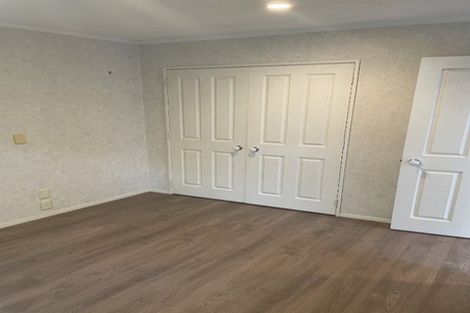 Photo of property in 22 Millstream Drive, Henderson, Auckland, 0610