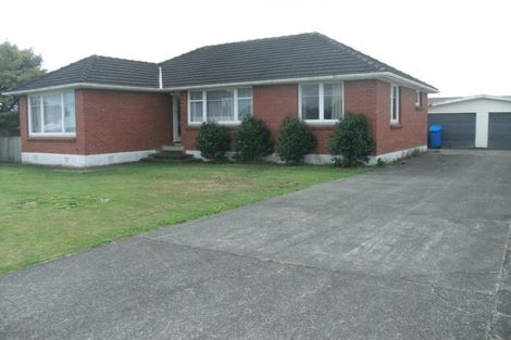 Photo of property in 1 Kauri Street, Levin, 5510