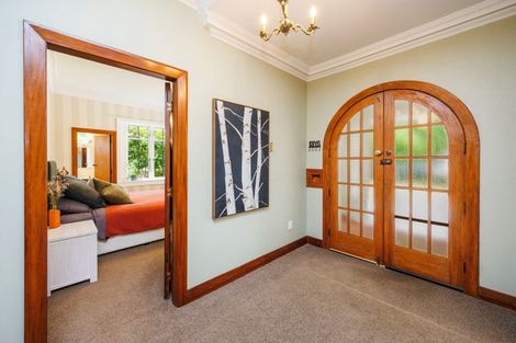 Photo of property in 11 Elmira Avenue, Hokowhitu, Palmerston North, 4410