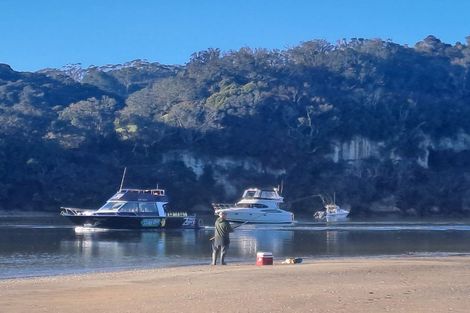 Photo of property in 24 Aquila Drive, Whitianga, 3510