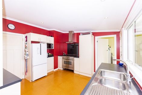 Photo of property in 107 Gonville Avenue, Gonville, Whanganui, 4501