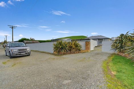 Photo of property in 30 Mccaughan Street, Browns, Winton, 9781