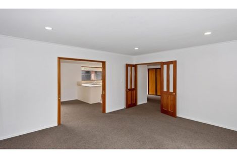 Photo of property in 2/30 Jennifer Street, Bryndwr, Christchurch, 8053