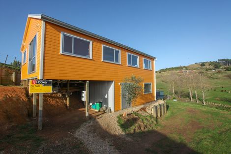 Photo of property in 40 Robertson Street, Raglan, 3225