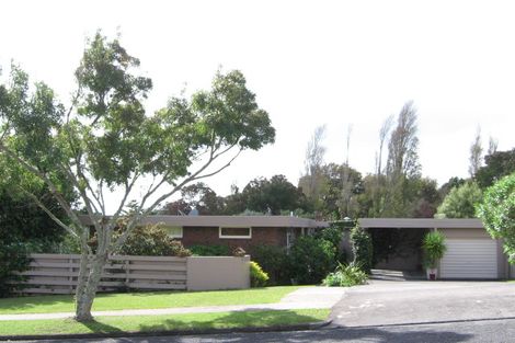 Photo of property in 47 Fordyce Avenue, Sunnyhills, Auckland, 2010