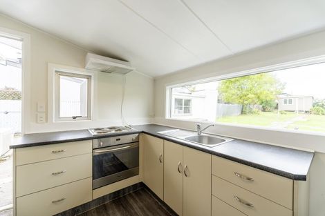 Photo of property in 24 Memorial Avenue, Parkside, Timaru, 7910