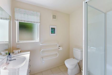 Photo of property in 3 Matata Place, Waikanae, 5036