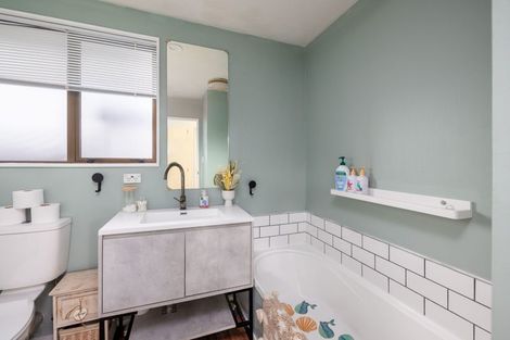 Photo of property in 2/48 Samuel Street, Hoon Hay, Christchurch, 8025