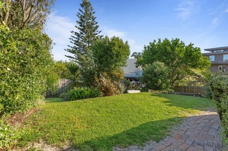 Photo of property in 3 Ngataringa Road, Devonport, Auckland, 0624