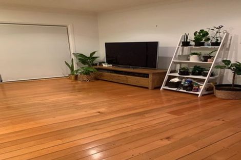 Photo of property in 2/28 Bleakhouse Road, Howick, Auckland, 2014