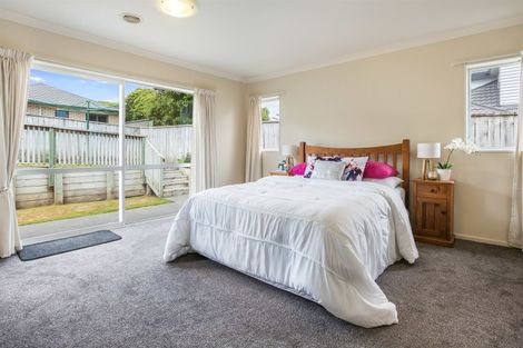 Photo of property in 3 Routeburn Avenue, Aotea, Porirua, 5024