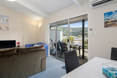 Photo of property in 4p Waikawa Road, Picton, 7220