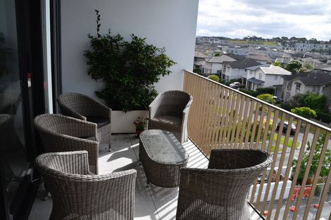 Photo of property in 303/1 Bluegrey Avenue, Stonefields, Auckland, 1072