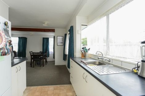 Photo of property in 114 Duchess Crescent, Mayfair, Hastings, 4122