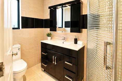 Photo of property in 14 Serrano Place, Clover Park, Auckland, 2023