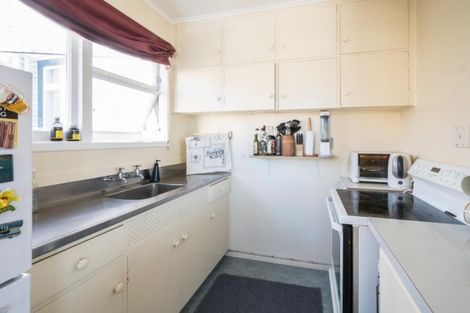 Photo of property in 1/16 Rolleston Street, Mount Cook, Wellington, 6021